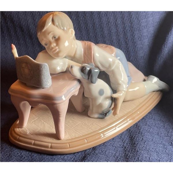 Llardo Porcelain Child w/ Puppy 7x8