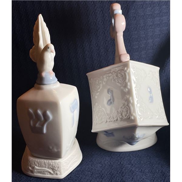 Llardo Porcelain Dreidal Pieces w/ Stand 4x6