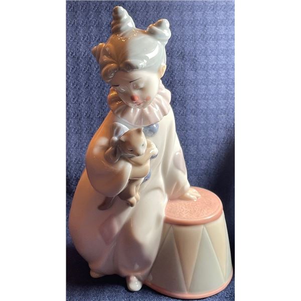 Lladro Porcelain Clown w/ Kitten 5wx8t