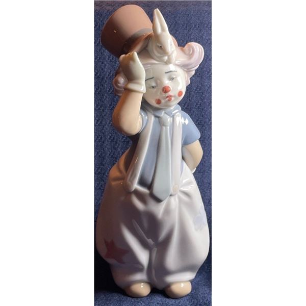 Lladro Porcelain Clown w/ Tophat 3x8
