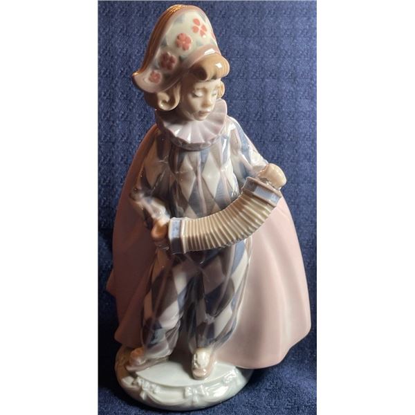 Lladro Porcelain Clown w/ Acordian 4x7