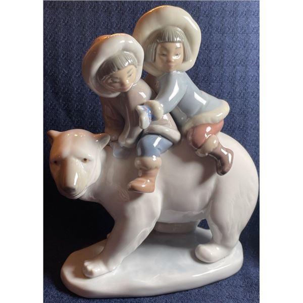 Lladro Porcelain Children w/ Polar Bear 5x7