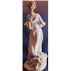 Image 2 : Lladro Porcelain Girl w/ Flowers 4x10