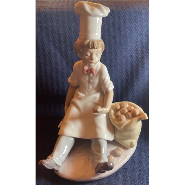 Lladro Porcelain Child w/ Bowtie 5x9