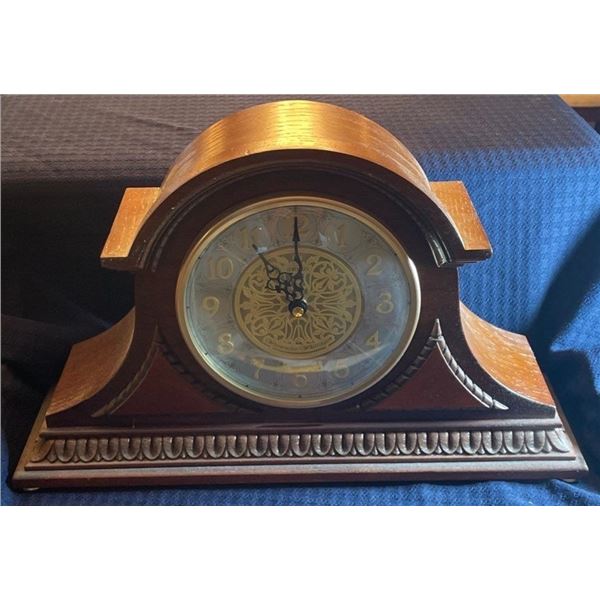 Seiko Wood Clock 16x5x10