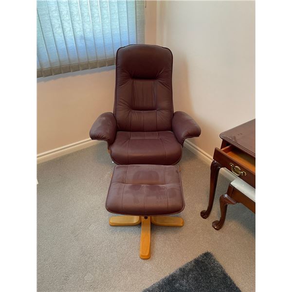 Leather Accent Chair w/ Matching Ottoman 33x33x42