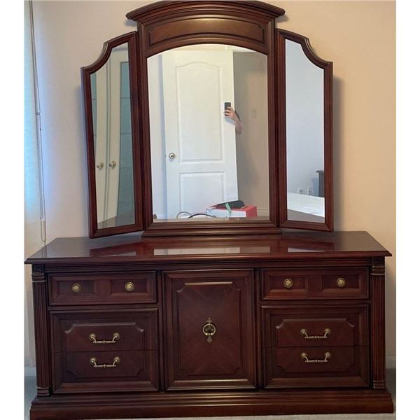 Wood Dresser w/ Stand UP Mirror 67x19x82