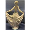 Image 2 : Lladro Porcelain Ballroom Beauty 9x12
