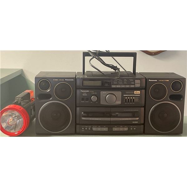 Panasonic 4 Amp Compact Disc 2 Cassette Player SXBS w/ Camp Light