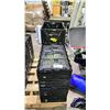 Image 2 : LOT OF ASSORTED FOLDING TOTES