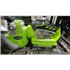 Image 2 : GREENWORKS 24V CORDLESS HEDGE TRIMMER WITH BATTERY