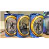 Image 2 : 3 LORD OF THE RINGS RETURN OF THE KING FIGURES INCLUDING; PROLOGUE BILBO, SMEAGOL & FRODO,