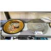 Image 2 : SHELF OF ASSORTED PLATES & DISHWARE