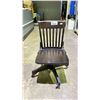 Image 2 : ROLLING OFFICE CHAIR