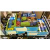 Image 2 : LOT OF 3 PORTABLE PET POOLS SIZE XXL & 2006 DOG DELIGHTS ADVENT CALENDAR