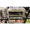 Image 2 : BLACK & DECKER TOASTER OVEN & OSTER AIR FRYER OVEN (DOOR ISSUES)