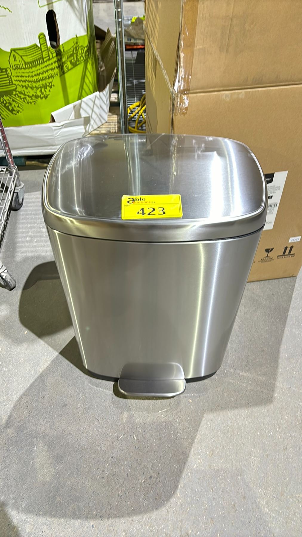 High Base Can AMAZON BASICS RECTANGLE SOFT-CLOSE TRASH CAN WITH HIGH BASE - Able Auctions