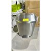 Image 1 : AMAZON BASICS RECTANGLE SOFT-CLOSE TRASH CAN WITH HIGH BASE