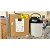 Image 1 : 2- AMAZON BASICS 2.5 GALLON 2HP WET/DRY VACUUM (GREY)