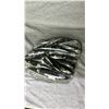Image 2 : ORTHOCERAS FOSSIL APPROX 11X10" RETAIL $2200