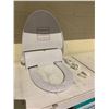 Image 2 : NAVISANI TOILET SEAT WITH AUTOMATIC SEAT COVERS