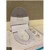 Image 2 : NAVISANI TOILET SEAT WITH AUTOMATIC SEAT COVERS