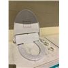 Image 2 : NAVISANI TOILET SEAT WITH AUTOMATIC SEAT COVERS
