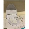 Image 2 : NAVISANI TOILET SEAT WITH AUTOMATIC SEAT COVERS