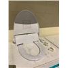 Image 2 : NAVISANI TOILET SEAT WITH AUTOMATIC SEAT COVERS