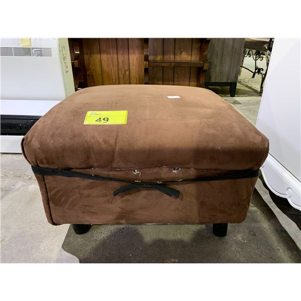 PADDED OTTOMAN