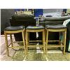 Image 1 : 3-PC STUDDED BAR STOOL SET
