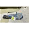 Image 2 : 4- BADMINTON RACKS WITH CASES AND BIRDIES