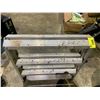Image 2 : MUSTANG ALUMINUM FOLDING SAWHORSE