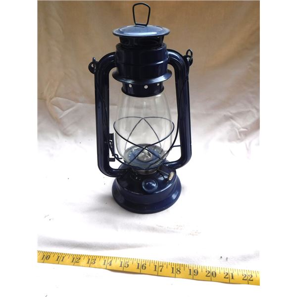 Kerosene Lantern - New