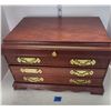 Image 3 : Very Large Jewellery Box with Contents