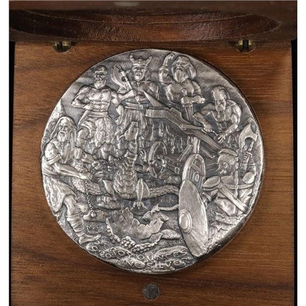 (1) 5 OZ .999 SILVER BABY DRAGON VS VIKINGS ROUND