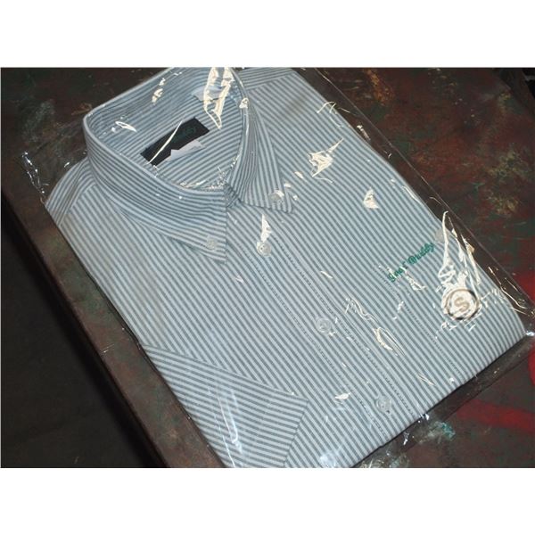 5 Large Short Sleaved Shirts
