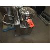 Image 1 : Large Tablet Press Vacuum