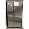 Image 1 : FRIDGIDAIRE ST. STEEL SIDE X SIDE FRIDGE W/