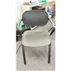 Image 2 : MAPLE 60" OVAL CONFERENCE TABLE WITH 8 BLACK PLASTIC / METAL STACKING CHAIRS