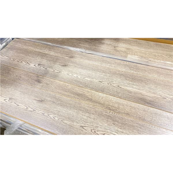 1,103.19 SQ FT OF FLOOR SCORE 7L12XRWRL/8048RW MOJAVE OAK 12MM GLUELESS LAMINATE FLOORING