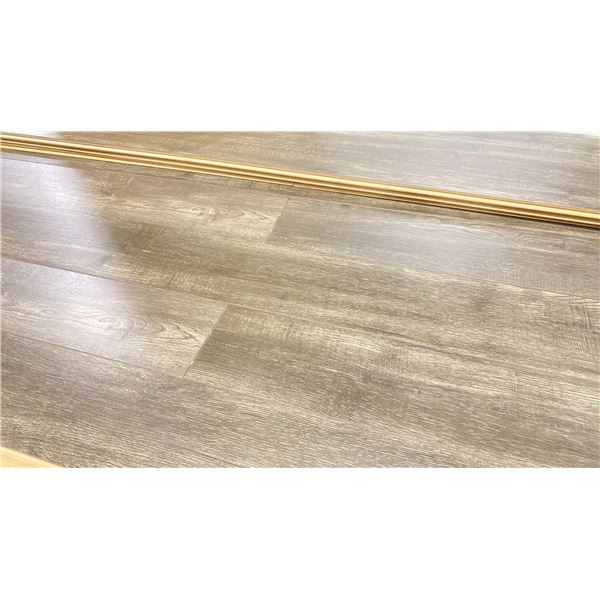 1,103.19 SQ FT OF FLOOR SCORE 7L12XRWRL/8049RW TOMLINSON OAK 12MM GLUELESS LAMINATE FLOORING