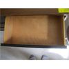 Image 2 : 9 DRAWER DRESSER W/MIRROR