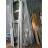 Image 1 : 2 ALUMINUM SQUARE TUBING & 4 SM. PIECES OF ALUMINUM TUBING