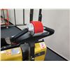 Image 8 : Yale MPB045VGN24T2746 Electric Pallet Jack, (Works - Battery Charge Does Not Last Long)