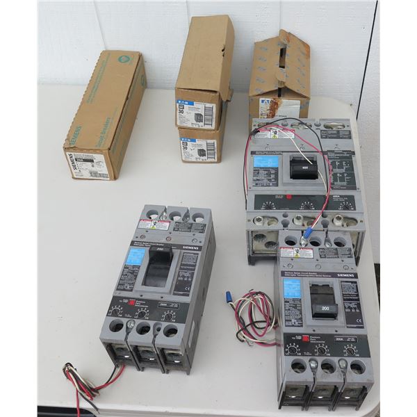 Sentron Relay Multiple Siemens & Eaton Sentron Series Circuit Breakers