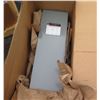 Image 1 : Square D Double Throw Enclosed Switch in Box