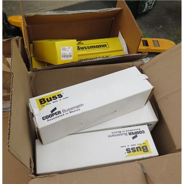 Multiple Cooper Bussmann FRN-R-600 & FRN-R-400 Fusetron Class RK5 Fuses