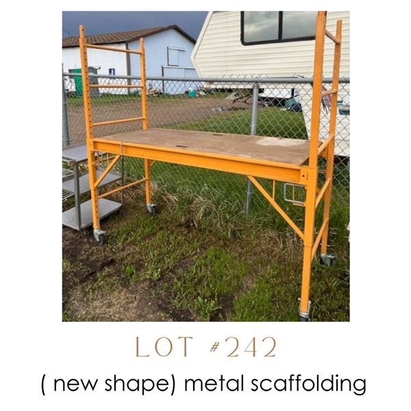 Lot:  242
