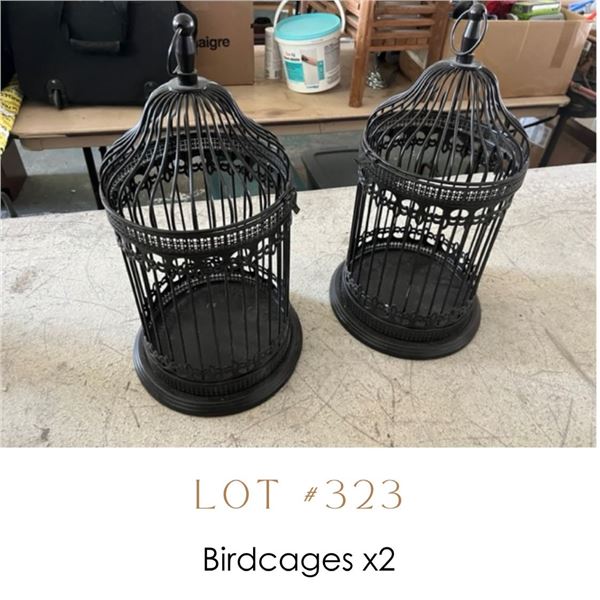 Lot:  323